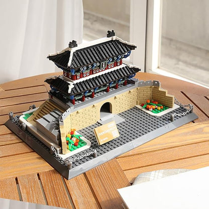 900Pcs The Namdaemun Gate Seoul South Korea Building Set World Landmark Architecture Model Collectible Toy for Kids and Adults