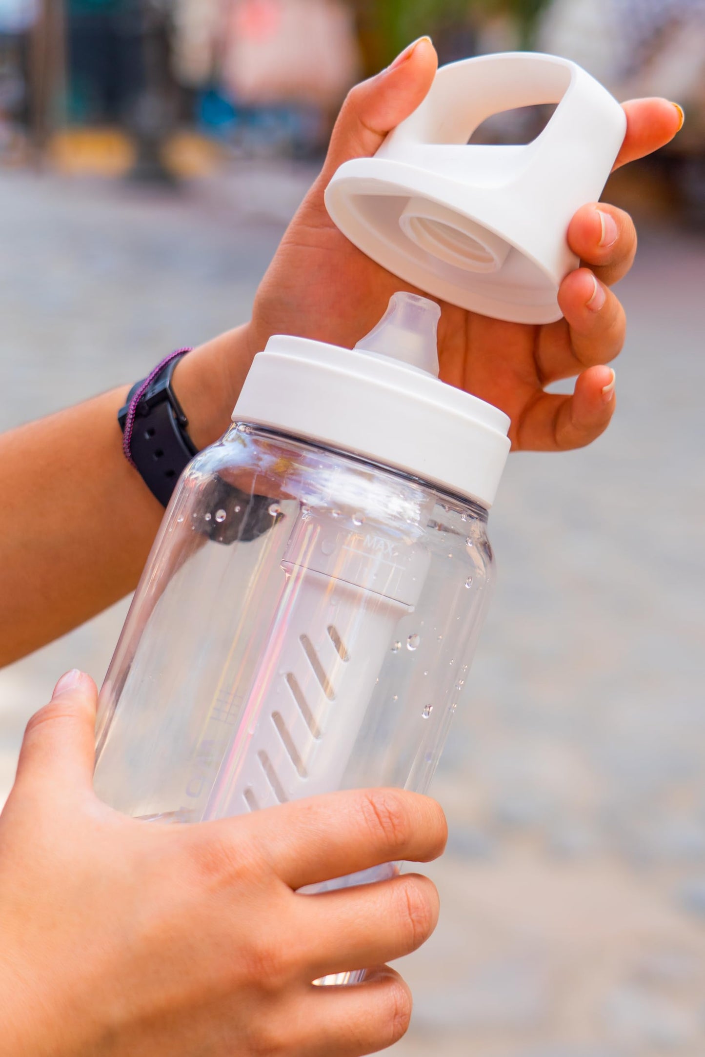 LifeStraw Go Series — BPA-Free Water Filter Bottle for Travel and Everyday Use, Removes Bacteria, Parasites and Microplastics, Improves Taste, 1L 2-Pack Icelandic Blue and Aegean Sea