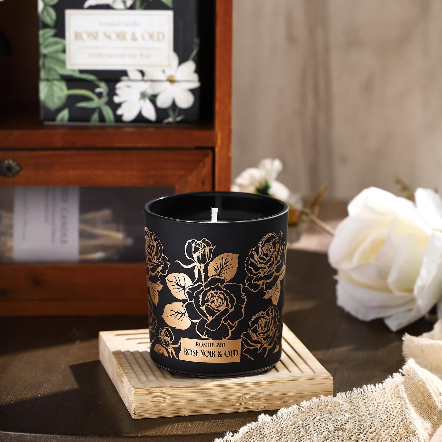 ROMIIE ZOI Scented Candle - Rose Noir & Oud- 6oz Aromatherapy Soy Wax Jar Candle for Home, Gifts for Women - 170g