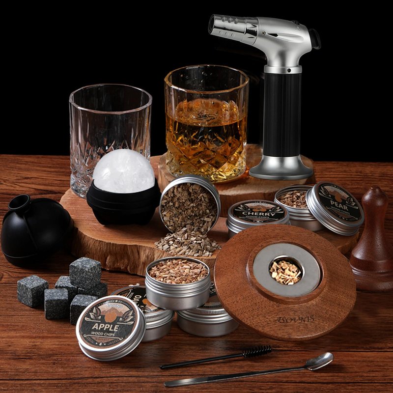 Whiskey Smoker Kit with Torch - 6 Flavors Wood Chips, 2 Glasses, Cocktail Smoker Infuser Kit, Old Fashioned Drink Smoker Kit, Birthday Valentine's Day Bourbon Whiskey Gifts for Men, Dad(No Butane)