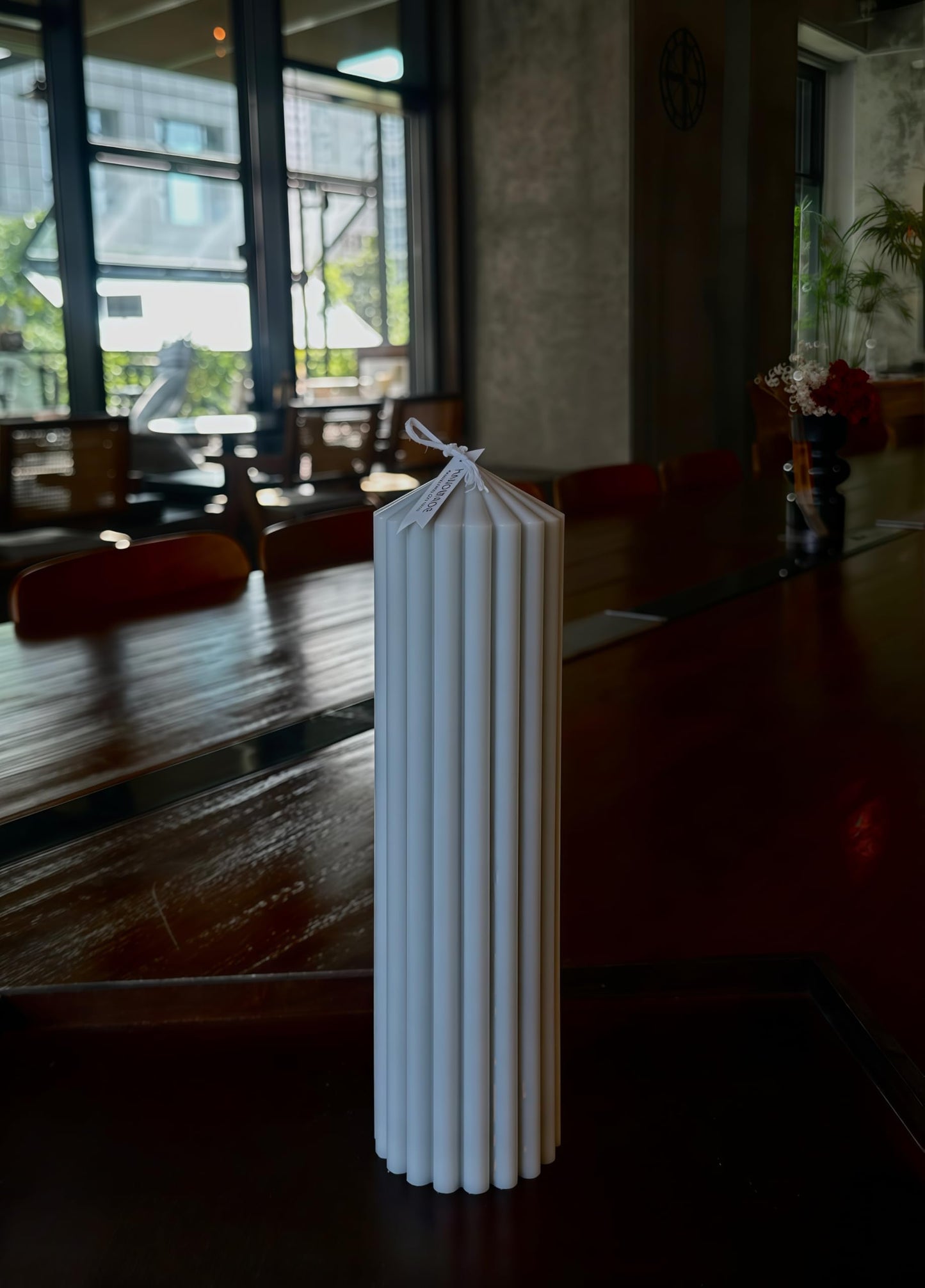 Hyznengu Ribbed Peak Pillar Candle- Large Handmade Scented Soy Wax Candle with Elegant Bubble Aesthetic， Housewarming Gift, Shelf & Coffee Table Centerpiece, Gray (Large)