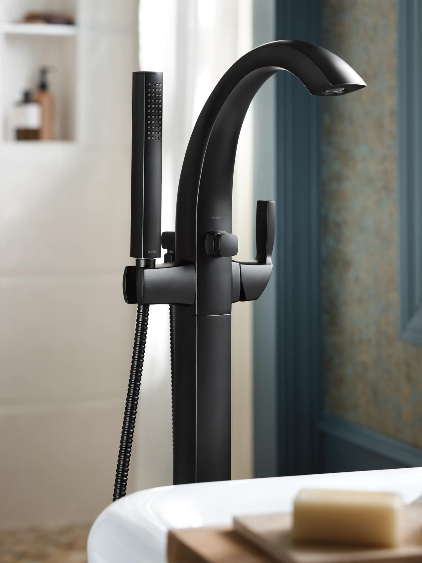 Moen 695BL Voss One-Handle Freestanding Floor Mount Tub Filler with Handshower