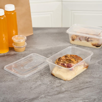 Restaurantware Plastic Containers 300 Pack of 34 oz with Lid Rectangular Clear Food Storage Containers Microwavable Stackable Lightweight Meal Prep Boxes for Take Out