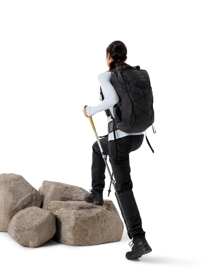 Arc'teryx Aerios 35 Backpack | Precision-Fit Ultralight 35L Hiking Pack | Black, Tall