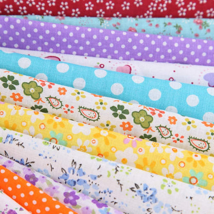 AYNEFY Cotton Floral Patchwork,100 Pcs 10 x 10 cm Floral Printed Fabric Patchwork Sewing Craft Fabric Bundles for Sewing Quilting Stitching DIY Making Supplies