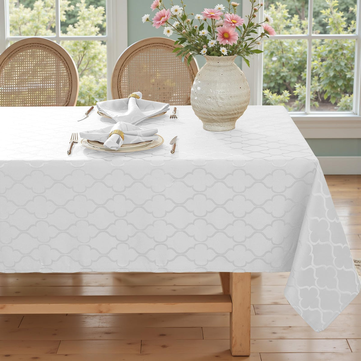 Larponder Tablecloth Rectangle, Jacquard, 60" x 102", White