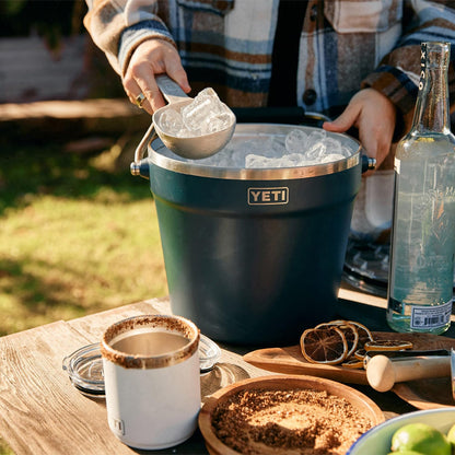 YETI Rambler Beverage Bucket, Double-Wall Vacuum Insulated Ice Bucket with Lid, Cape Taupe