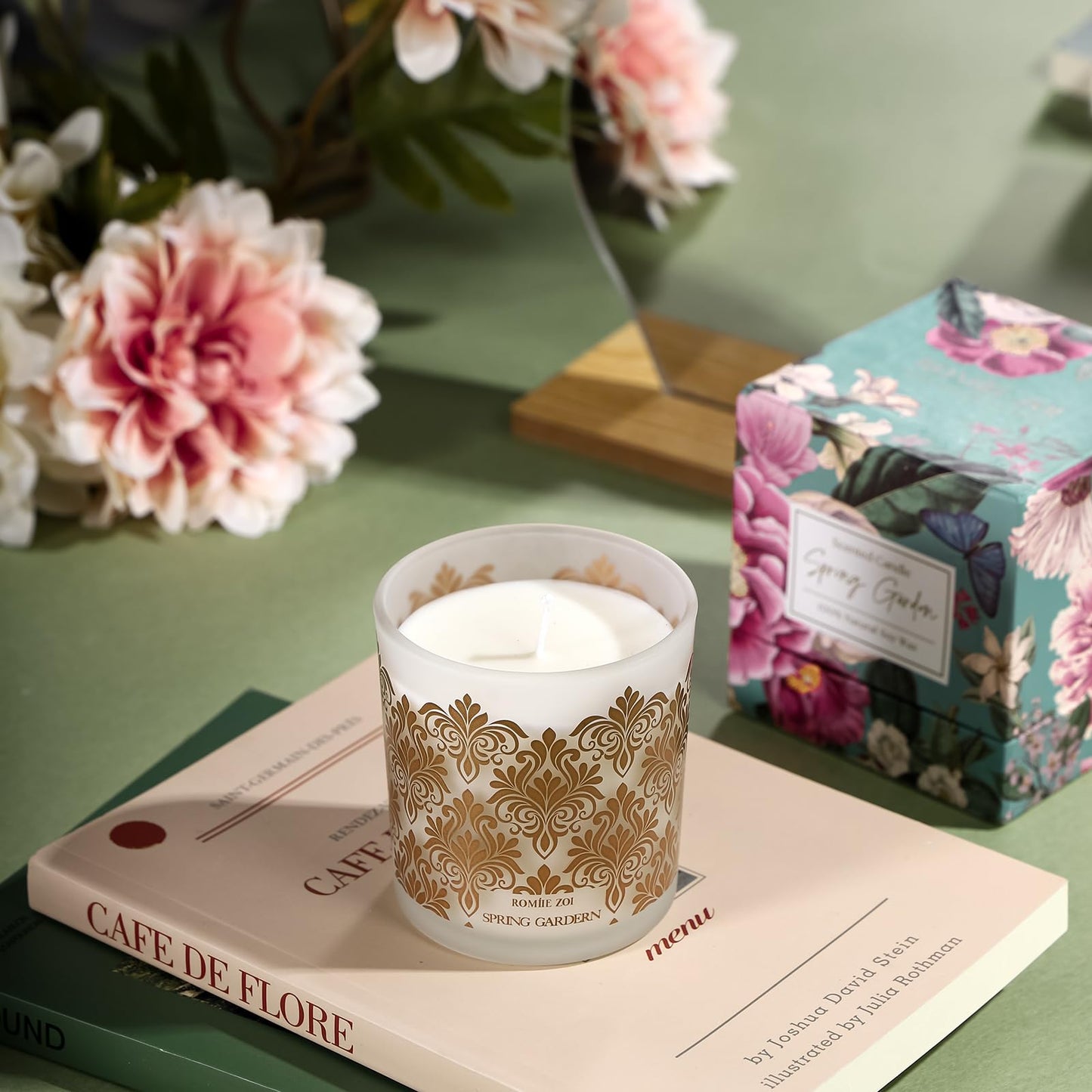 ROMIIE ZOI Scented Candle - Garden with Scent of Mix Floral Bouquet- 6oz Aromatherapy Soy Wax Jar Candle for Home, Gifts for Women - 170g