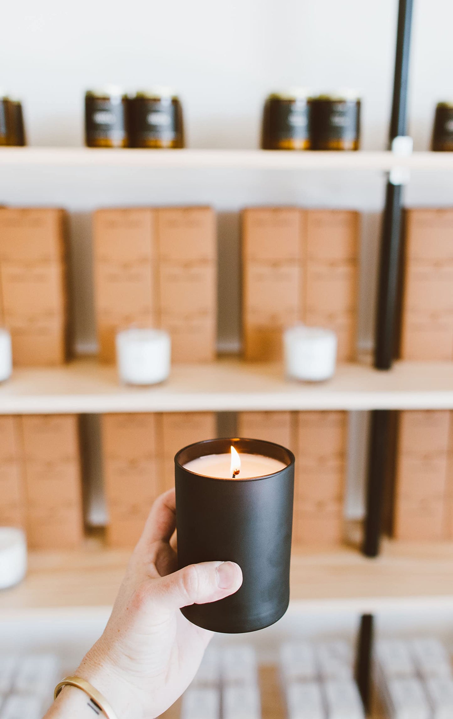 Calyan Wax Co. Seaside & Citrus Scented Candle - 75 Hour Burn - Luxury Clean Soy Wax Candles - Long Lasting Black Tumbler Jar Candle for Home - 10.2oz