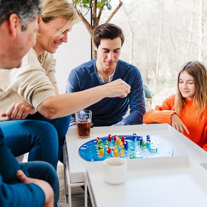 SmartGames Penguins Huddle Up Strategy Game Family Logic Challenge Adventure Ages 6+