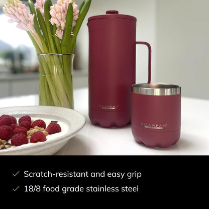 Scanpan TO GO French Press Coffee Maker 1.0L (Persian Red) + 2 Vacuum Cups 350 mL (Persian Red) - 18/8 Food Grade Stainless Steel - Scratch-Free Coating - Dishwasher Safe