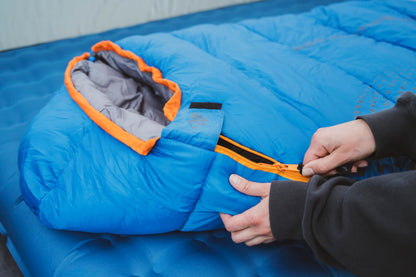 ALPS Mountaineering Blaze -20° Sleeping Bag – Extreme Cold Weather Synthetic Mummy Sleeping Bag with TechLoft Silver Insulation, Draft Collar & Durable Ripstop Shell for Winter Camping