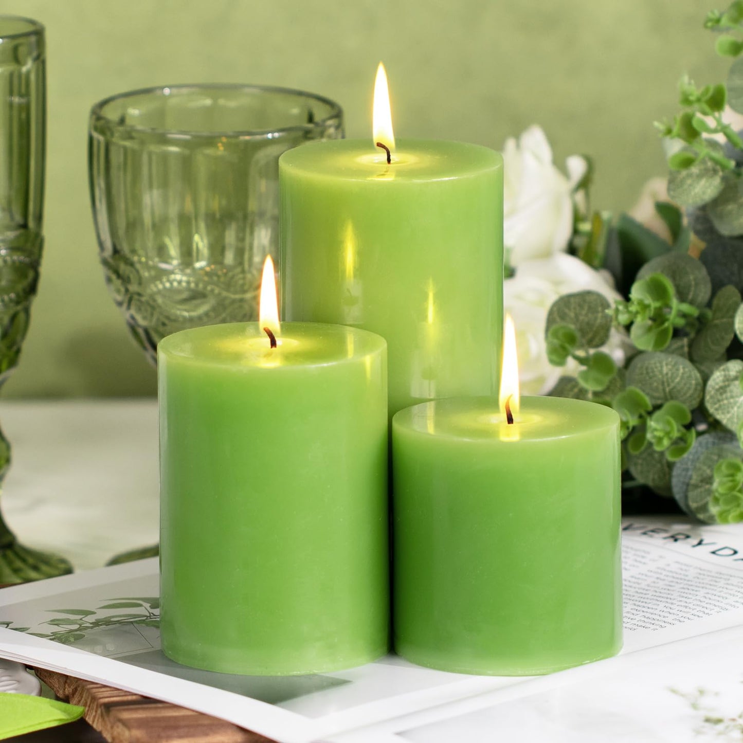 KONNI Green Pillar Candles Set of 3, 3"x 3" Unscented Pillar Candles Bulk, 30 Hours Long Burning Candles, Smokeless&Dripless Large Round Candle for Wedding, Home Decoration, Parties, Spas, Dinner