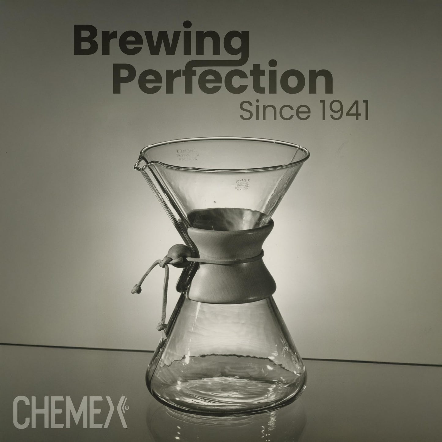 Chemex Ottomatic Pour Over Coffee Maker Set, 40 oz Capacity – Automatic Pour Over Machine with 6 Cup Glass Coffeemaker, Specialty Drip Brewer, Barista Quality Coffee System