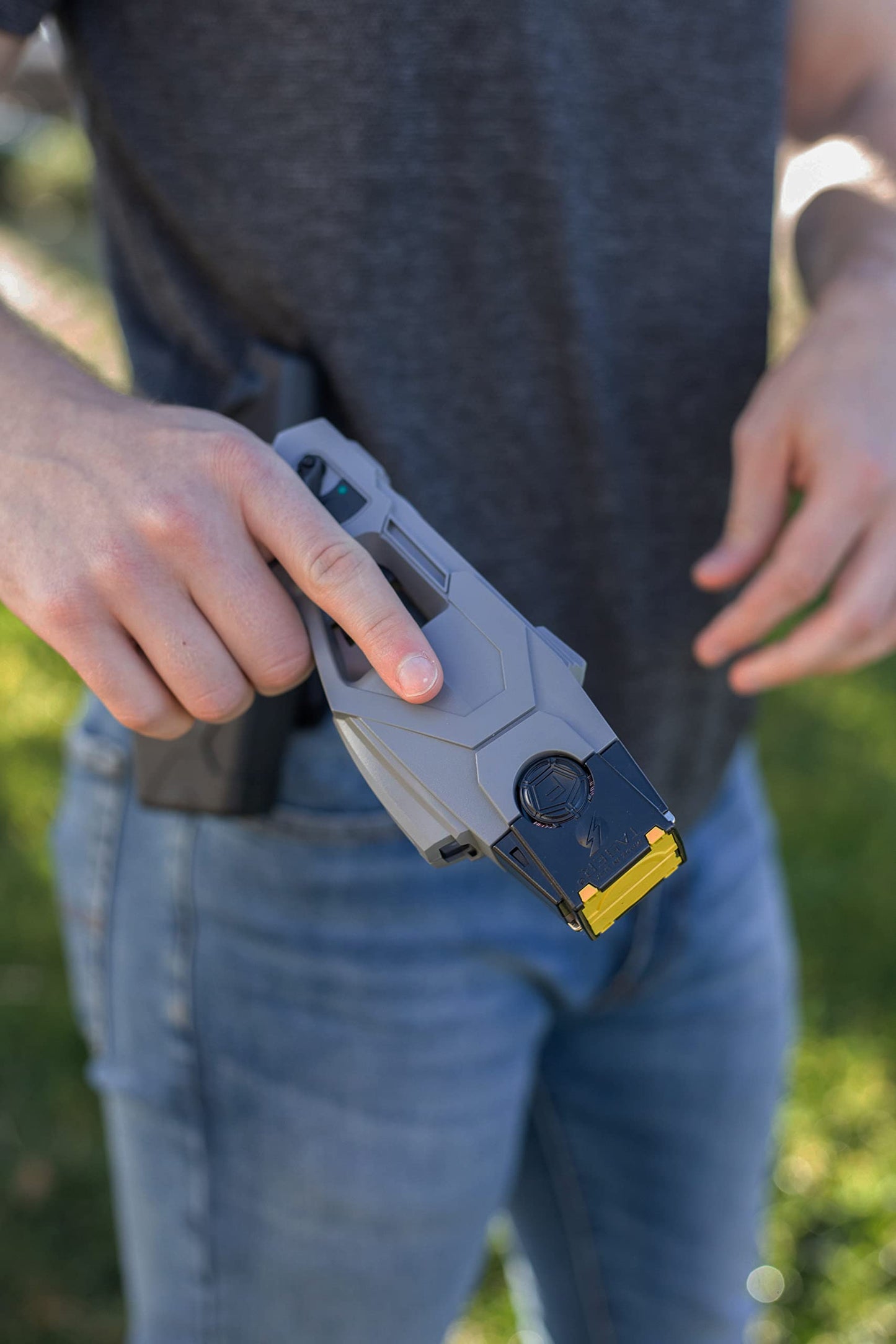 Neuromuscular Incapacitation (NMI) Defense | TASER X1 by Axon | Professional-Grade Self-Defense Device with Replaceable Cartridges, Integrated Safety & Complete Kit