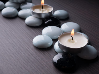 DecorRack 100 Unscented Tealight Candles, Dripless Candles, White (Pack of 100)