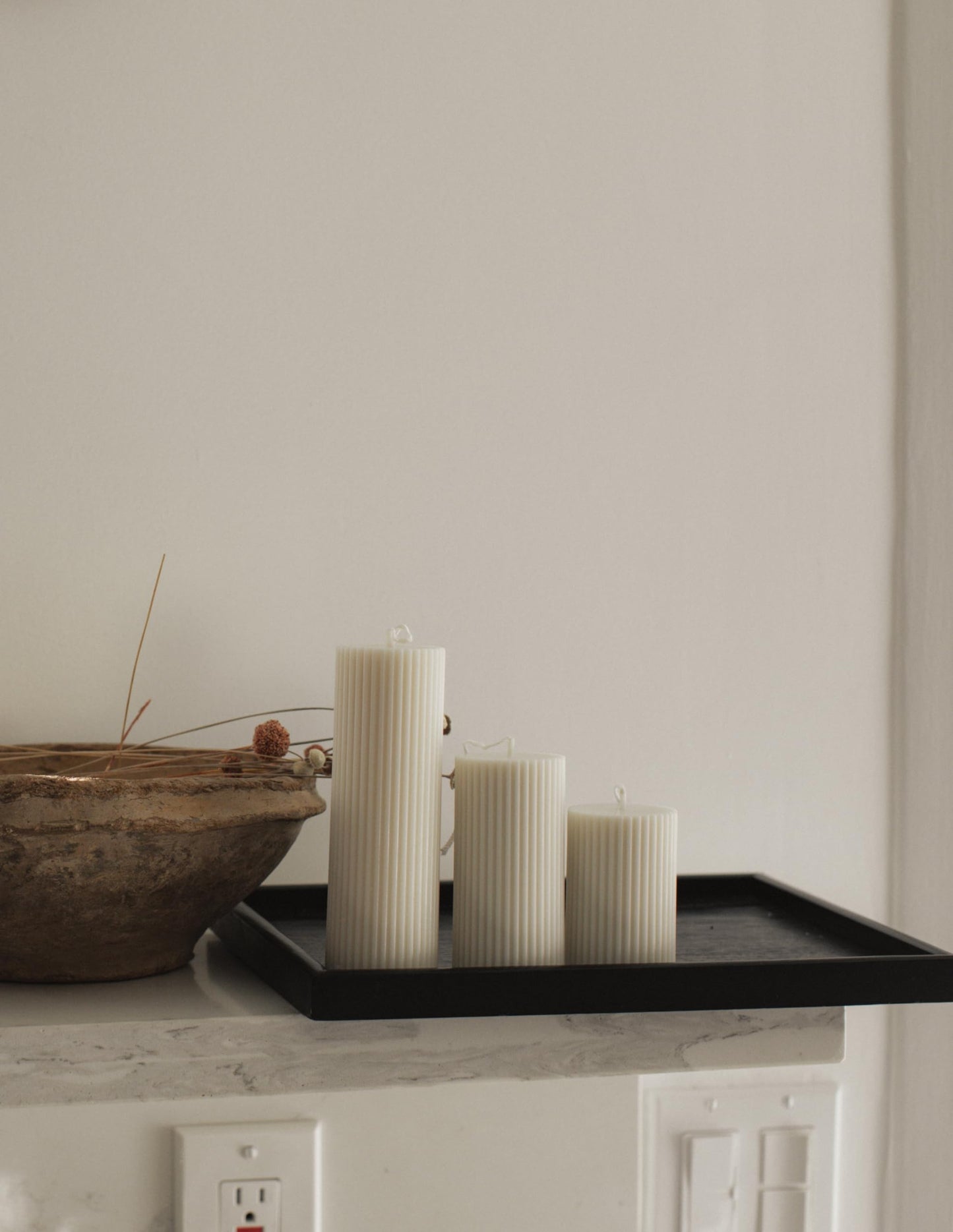 LAWA Roman Handmade Tall Ribbed Pillar Candle - Beautiful Scented Soy Wax Stripped Dinner Candle | Classic Aesthetic Decoration Set | Housewarming Gift | Home Room Shelf Decor Idea - White (Set of 3)