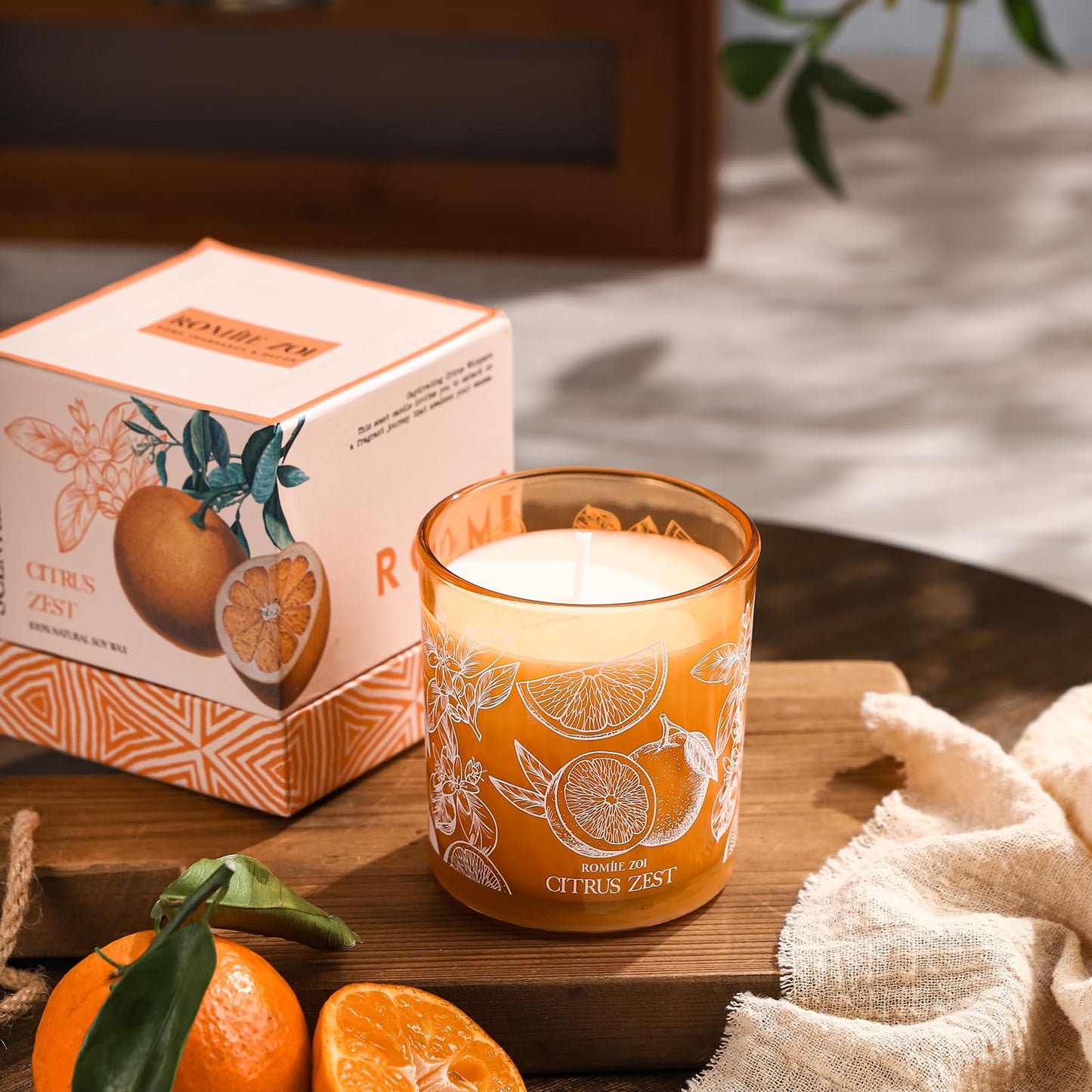 ROMIIE ZOI Scented Candle - Citrus - 6oz Aromatherapy Soy Wax Jar Candle for Home, Gifts for Women - 170g