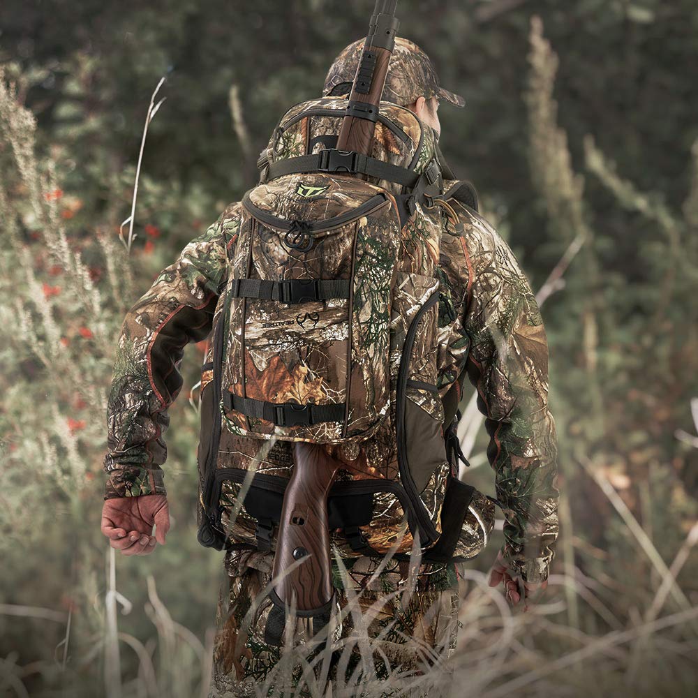 TIDEWE Hunting Backpack 3400cu, Silent Frame Hunting Pack for Bow/Rifle/Pistol（Camo）