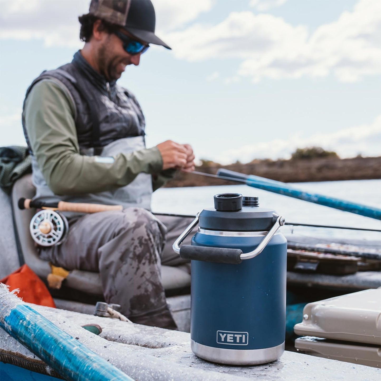YETI Rambler Half Gallon Jug 2.0, Vacuum Insulated, Leakproof, Stainless Steel with MagCap, Royal Blue