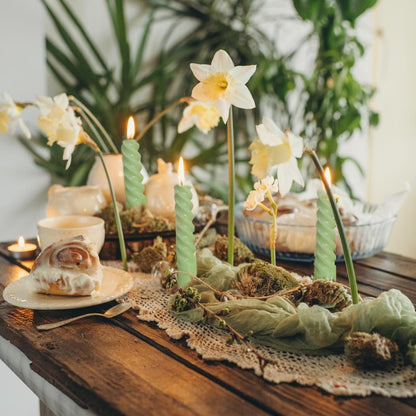 6 Pack 10 Inch Sage-Green Spiral Taper Candles for Christmas and Spring Home Decoration, Unscented Dripless Twisted Candlesticks for Dinner St. Patrick's Day Earth Day and Garden Parties