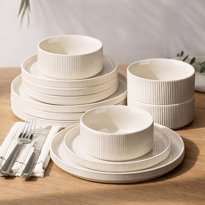 GBHOME Stoneware Dinnerware Sets for 6, 18 Pieces Ceramic Ribbed Plates and Bowls Set, Reactive Glaze Stackable Plate Sets, Scratch Resistant Dishes, Microwave & Dishwasher Safe