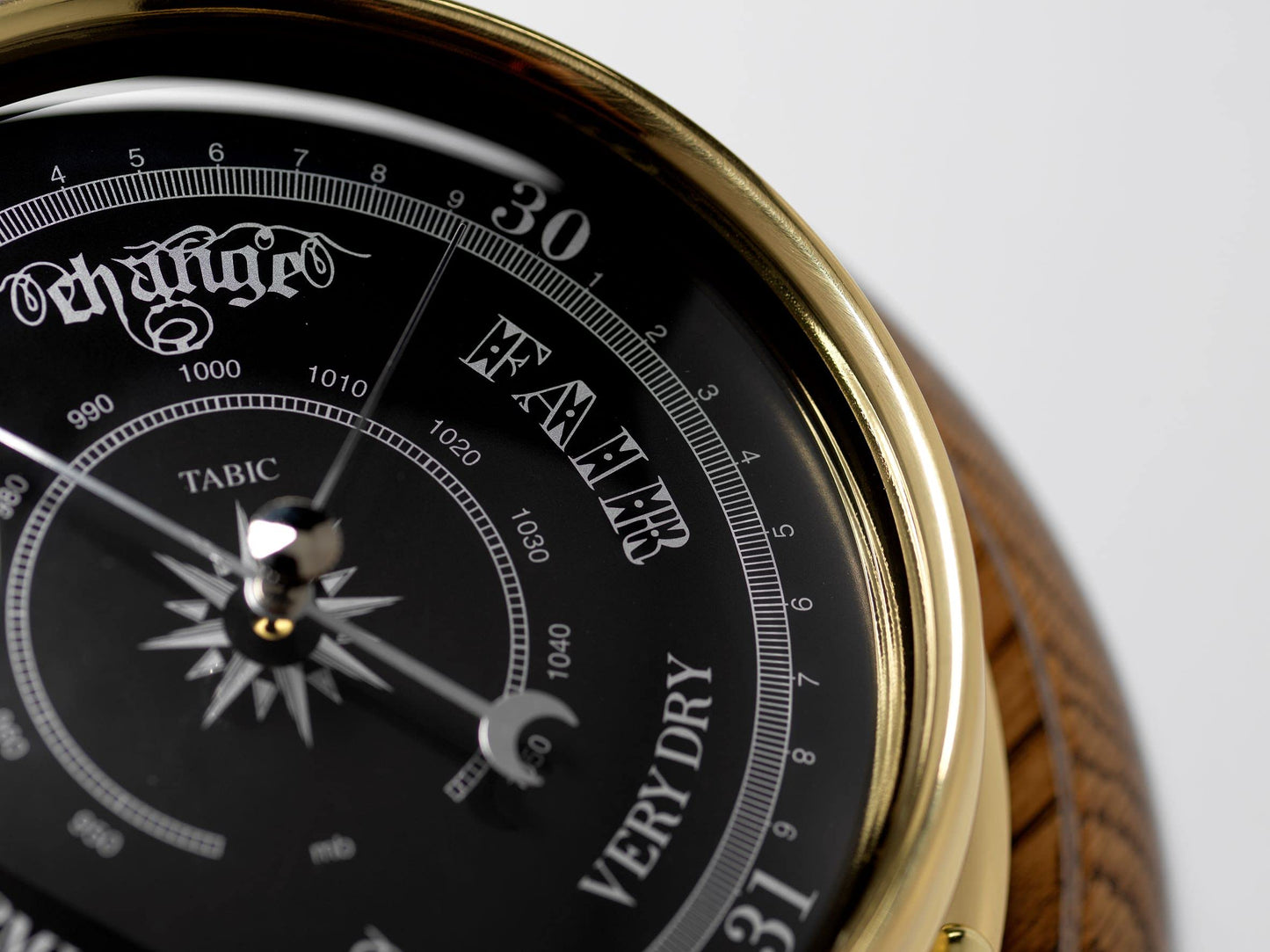 Tabic Prestige Solid Brass Traditional Barometer - Handmade in England - Mounted on a Solid English Oak Mount - Accurate Weather Forecasting - Combined Elegance and Precision