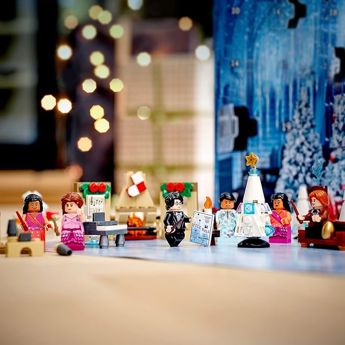 LEGO Harry Potter 2020 Advent Calendar 75981 Collectible Toys from The Hogwarts Yule Ball Harry Potter and The Goblet of Fire and More Great Christmas or Birthday Calendar Gift (335 Pieces)