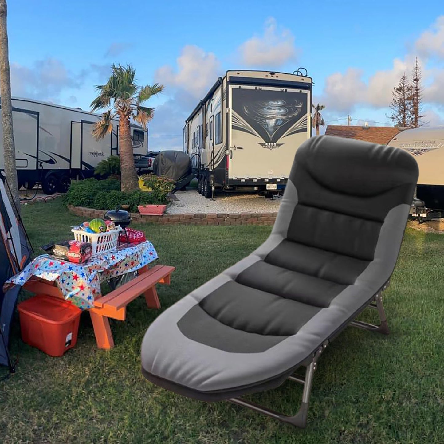 OVLRIJP Folding Lounge Chairs for Outside, Portable Camping Cot, 6-Position Chaise Lounge Chairs with Side Pocket and Mattress, Heavy Duty Chaise Lounges for Outdoor Patio Balcony Beach (Black)