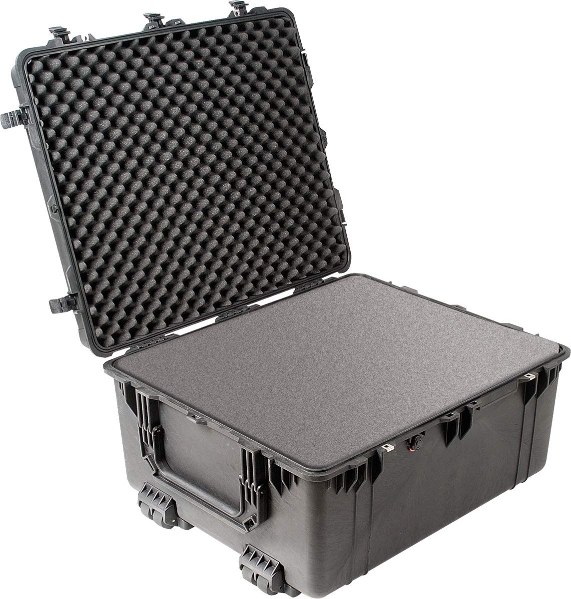 Pelican 1690 Case With Foam (Black)