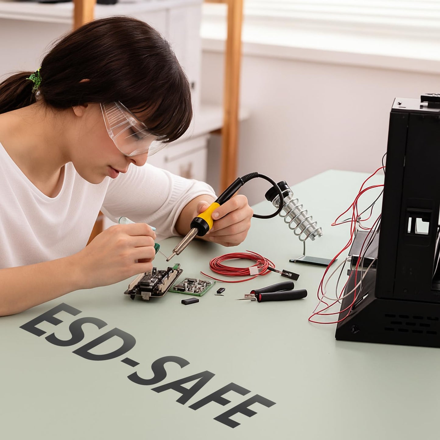 Pangda ESD Mat Roll 3 ft x 10 ft High Temperature Rubber ESD Soldering Roll Anti-Static Soldering Heat Resistant Workbench Mat for Electronics Repair PC Building, Gray