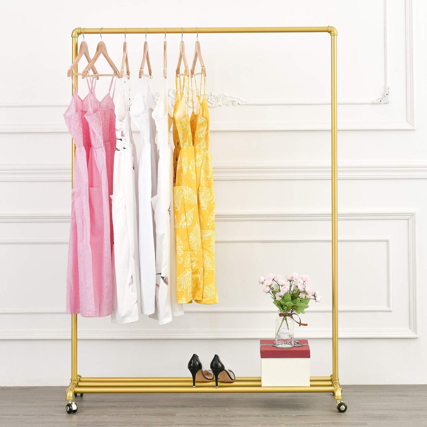 BOSURU Rolling Gold Clothing Racks on Wheels, Retail Display Industrial Pipe Clothing Racks for Hanging Garment Racks for Boutiques, Home