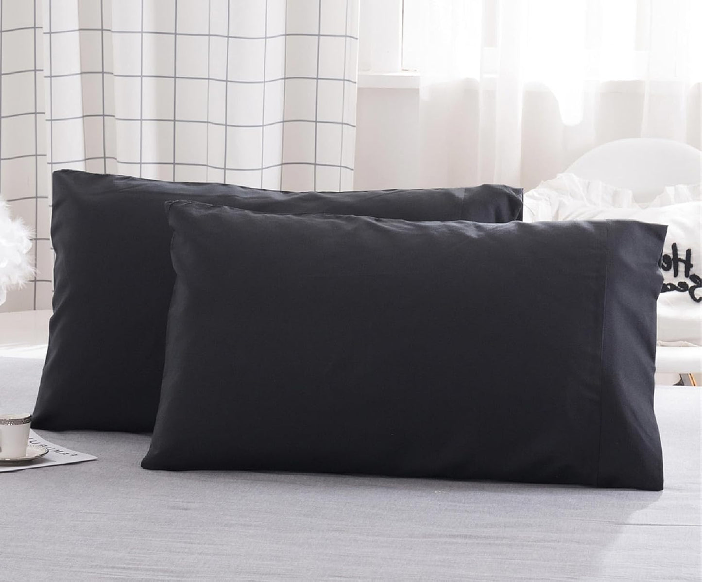 Microfiber Pillowcases by [Brand Name] - Super Soft, Wrinkle & Fade Resistant | 20x30 Inches, Black - 2 Pack