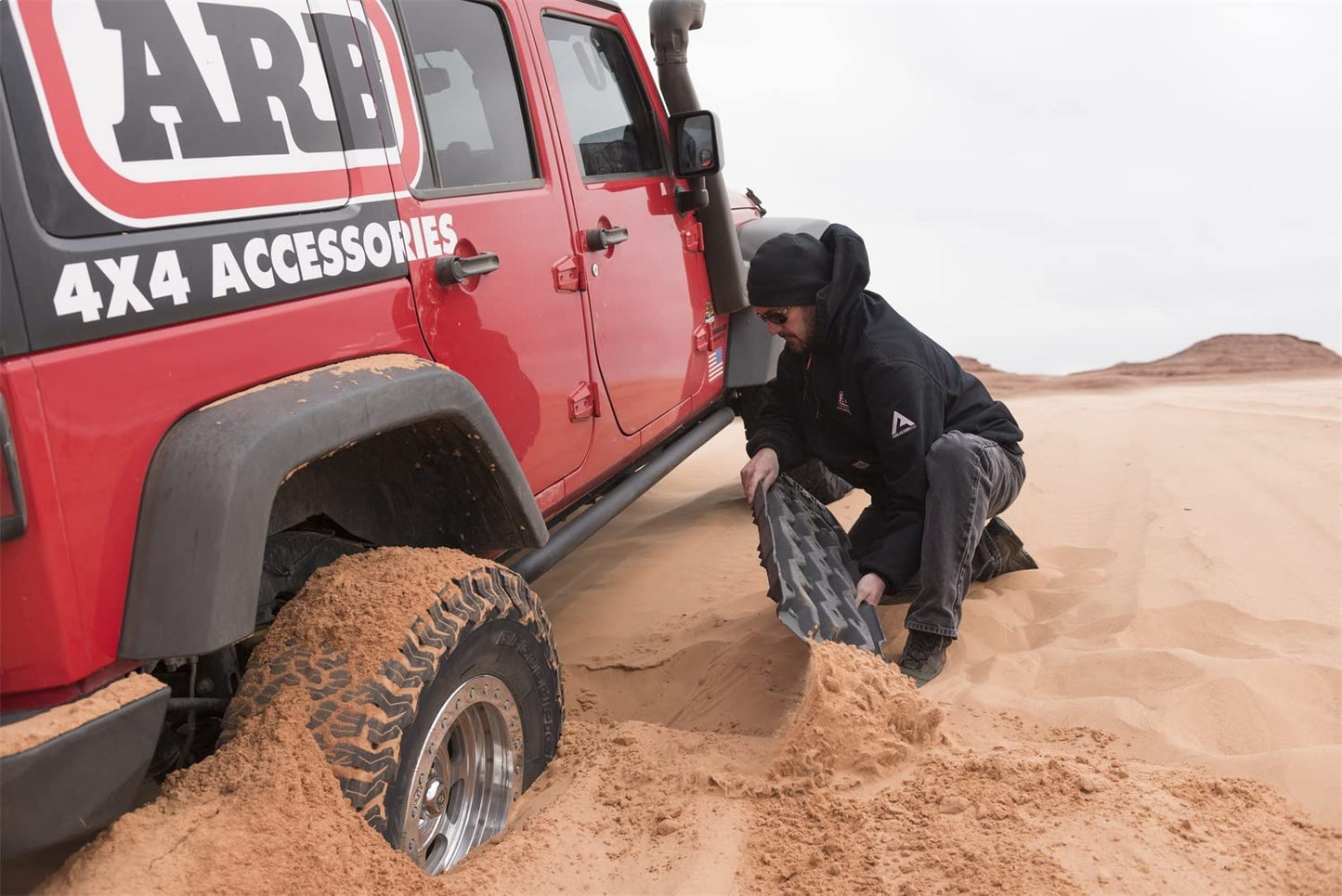 ARB TRED PRO TREDPROR Recovery Boards Traction Tracks with Teeth EXOTRED Composite Construction SIPE-LOCK Grip Profile Ideal for unstocking your 4x4 vehicle Red / Black