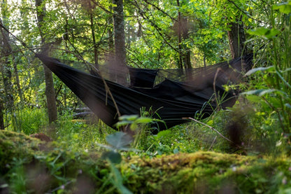 OneTigris KOMPOUND Camping Hammock + Bulwark Camping Tarp