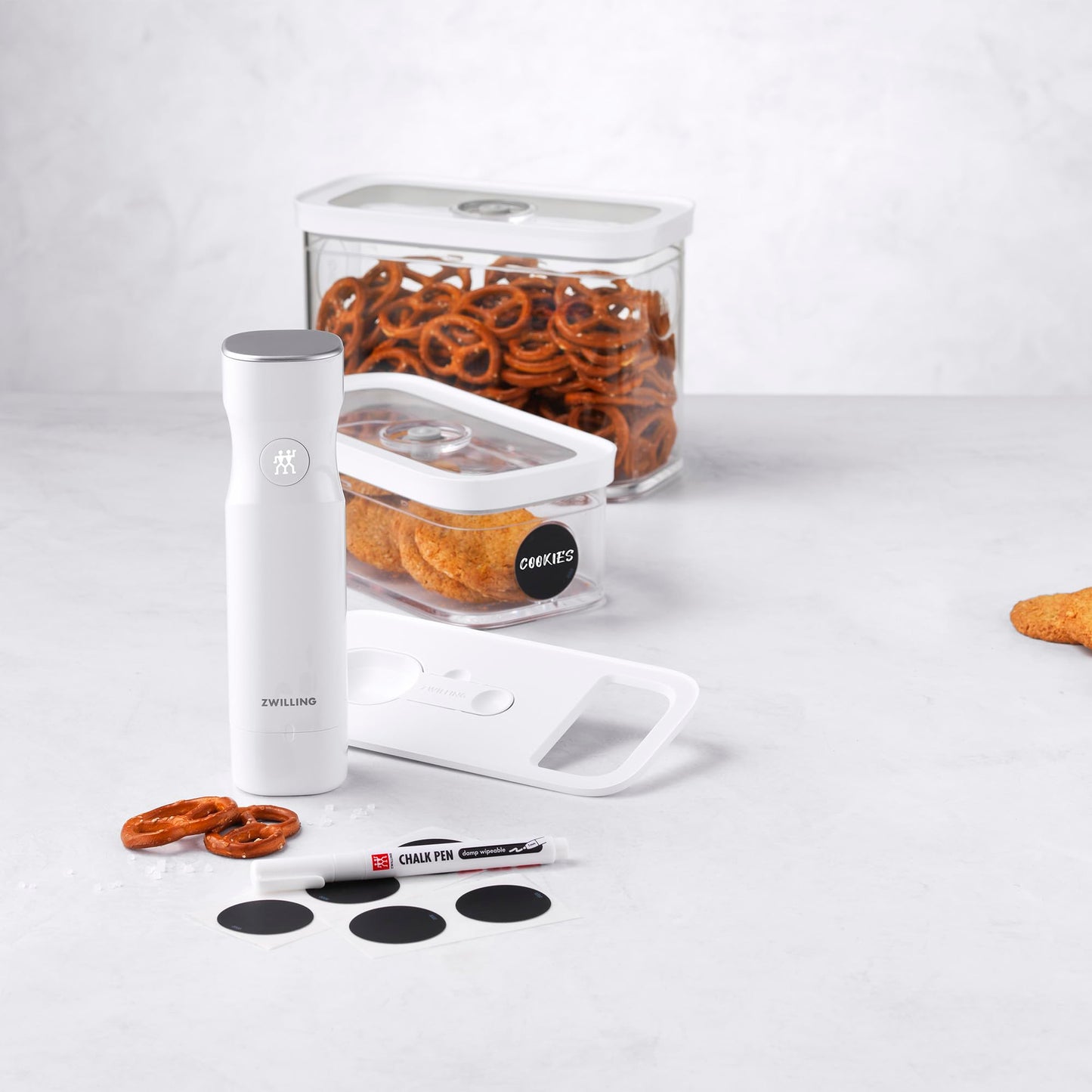 ZWILLING Fresh & Save Cube Box Starter Set, 5-pc, Plastic, Airtight Dry Food Container, Medium Cube Set with Pump