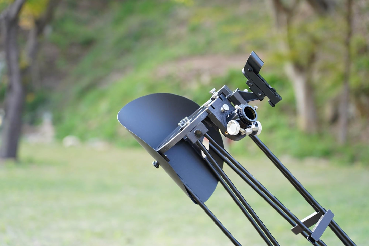 HandyDob6 6-Inch Ultra Light Portable Dobsonian with Light Shroud and Smartphone Mount – Compact Travel Telescope