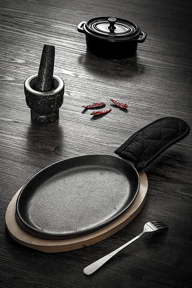 HAWOK Cast Iron Fajita Plate, 15.35''Lx7.09''W, with Bamboo Tray and Handle Holder, Pre-seasoned, Set of 12
