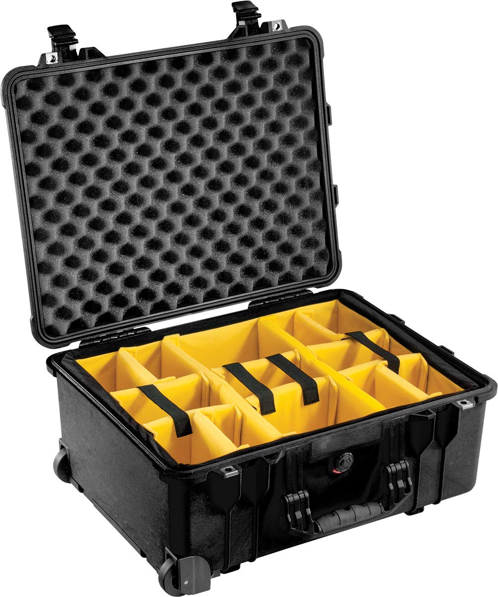Pelican 1560 Case With Padded Dividers (Black)