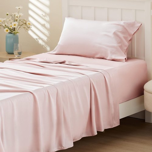 Bedsure Cooling Twin Sheets - Breathable Rayon from Bamboo | Soft & Silky Hotel Luxury Bedding in Pink, Deep Pocket Up to 16 Inches