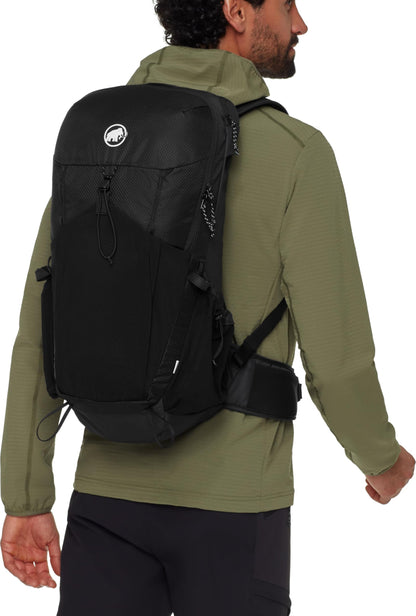 Mammut Ducan 22 – Unisex Outdoor Backpack for Hiking, Running, and Everyday Adventures, Black, 22L