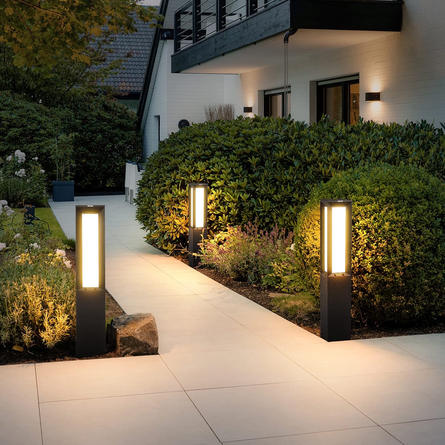 Linkmoon Landscape Path Light, Aluminum 8W 800LM Luxury LED Lighting, 32 Inches Modern Outdoor Bollard Lighting for Lawn, Patio, Courtyard and Driveway Decoration