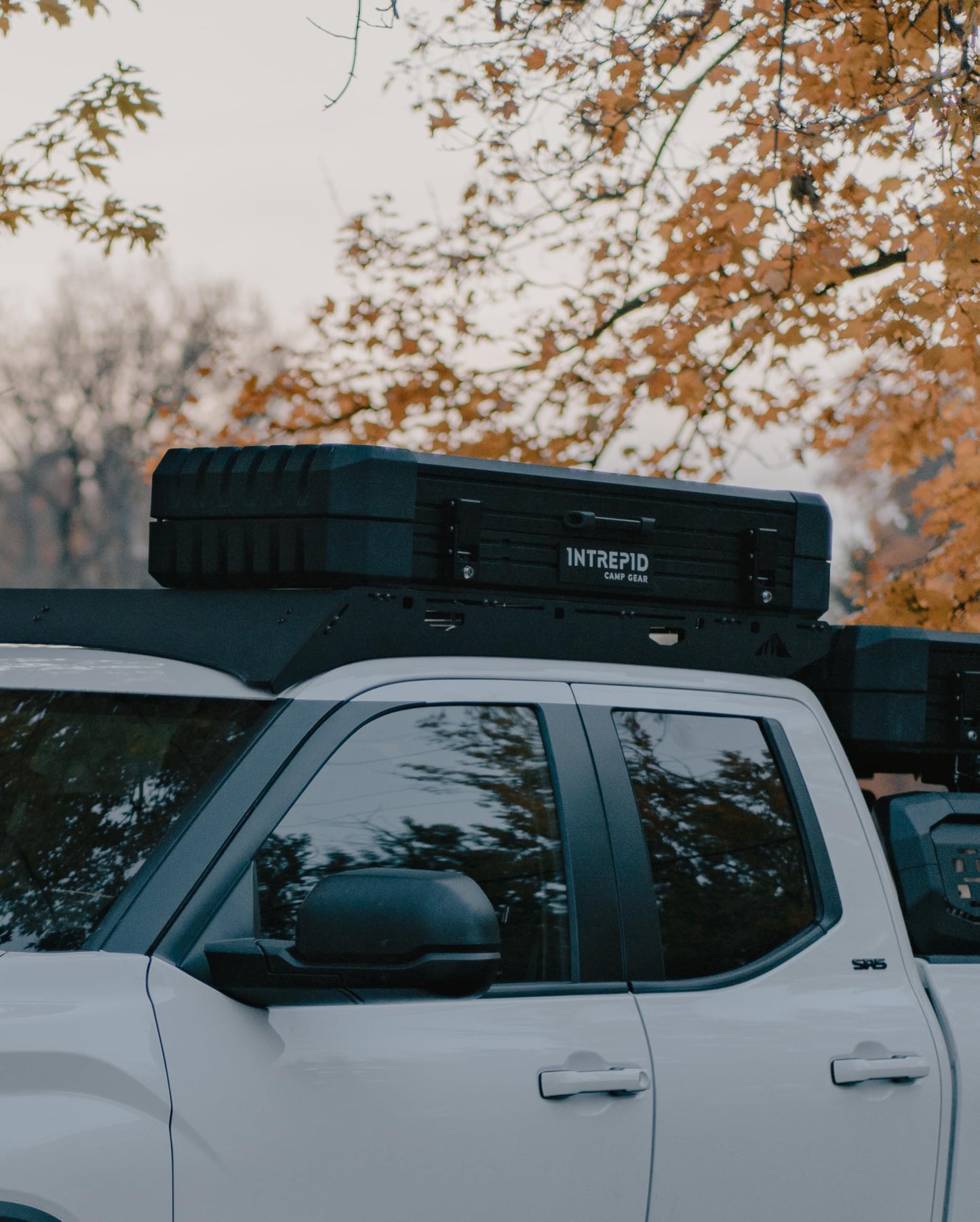 ITX 120 lockable aluminum cargo box, Overland Storage for Trucks, and vanlife,Heavy-Duty vehicle Rooftop Hard Shell Travel Storage Box,with Security Keys
