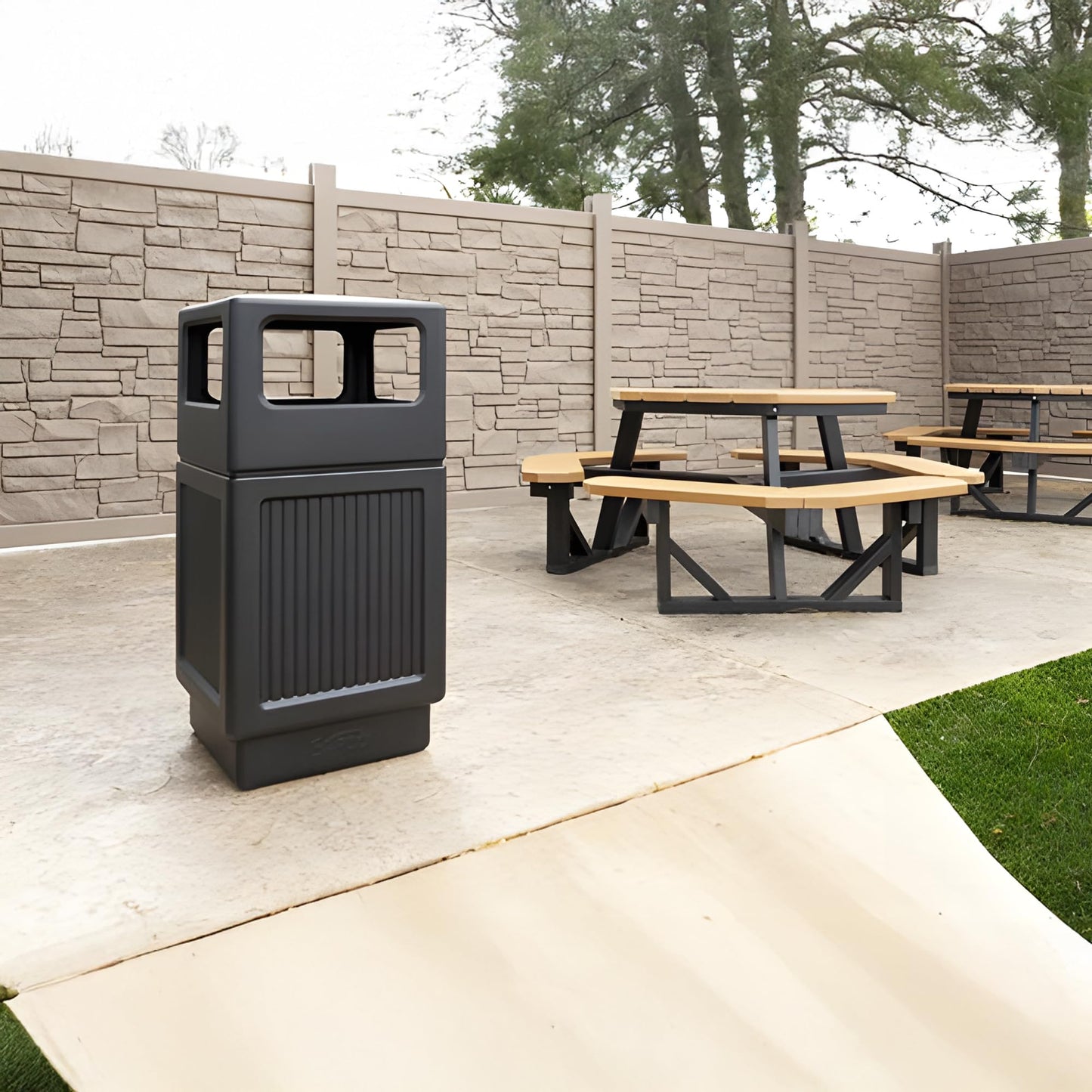 Safco Black Canmeleon Outdoor and Indoor Recessed Panel Trash Can Receptacle for Gas Stations, Shopping Outlets, and Restaurants, 38 Gallon Capacity