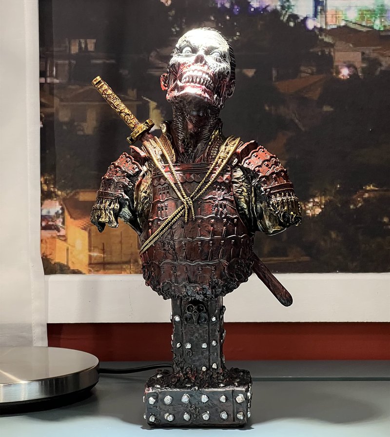LOOYAR Undead Samurai Zombie Resin Bust Statue for Home Office Decor (Red)