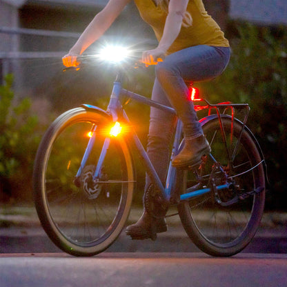 Blackburn Luminate 360 Light Set (Dayblazer 550 Lumens, Grid Rear 40 Lumens/Grid Side 40 Lumens)