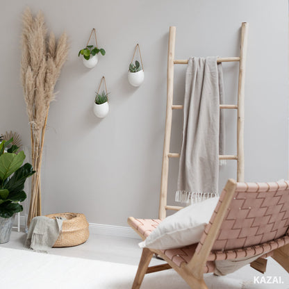 Kazai. Wall Planters -Ellie- | Hanging Ceramic Plant Pots 3 Pieces | Wall Decoration for Indoors, Balcony and Garden | White (Glossy)