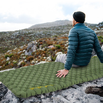 Naturehike 27oz Ultralight Sleeping Pad, Insulated Inflatable Sleeping Pad 4.6R, Lightweight Sleeping Mat for Camping, Hiking, Backpacking, with Air Pump Sack