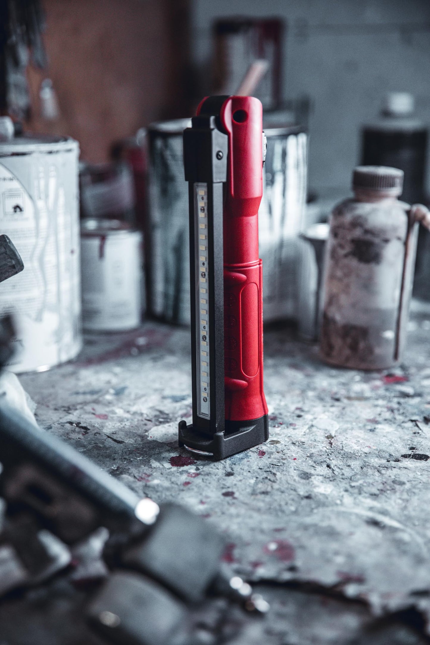 Streamlight 76801 Stinger Switchblade 800-Lumen Rechargeable Compact Multi-Function LED Work Light with Color-Rite Technology and AC Charger, Red