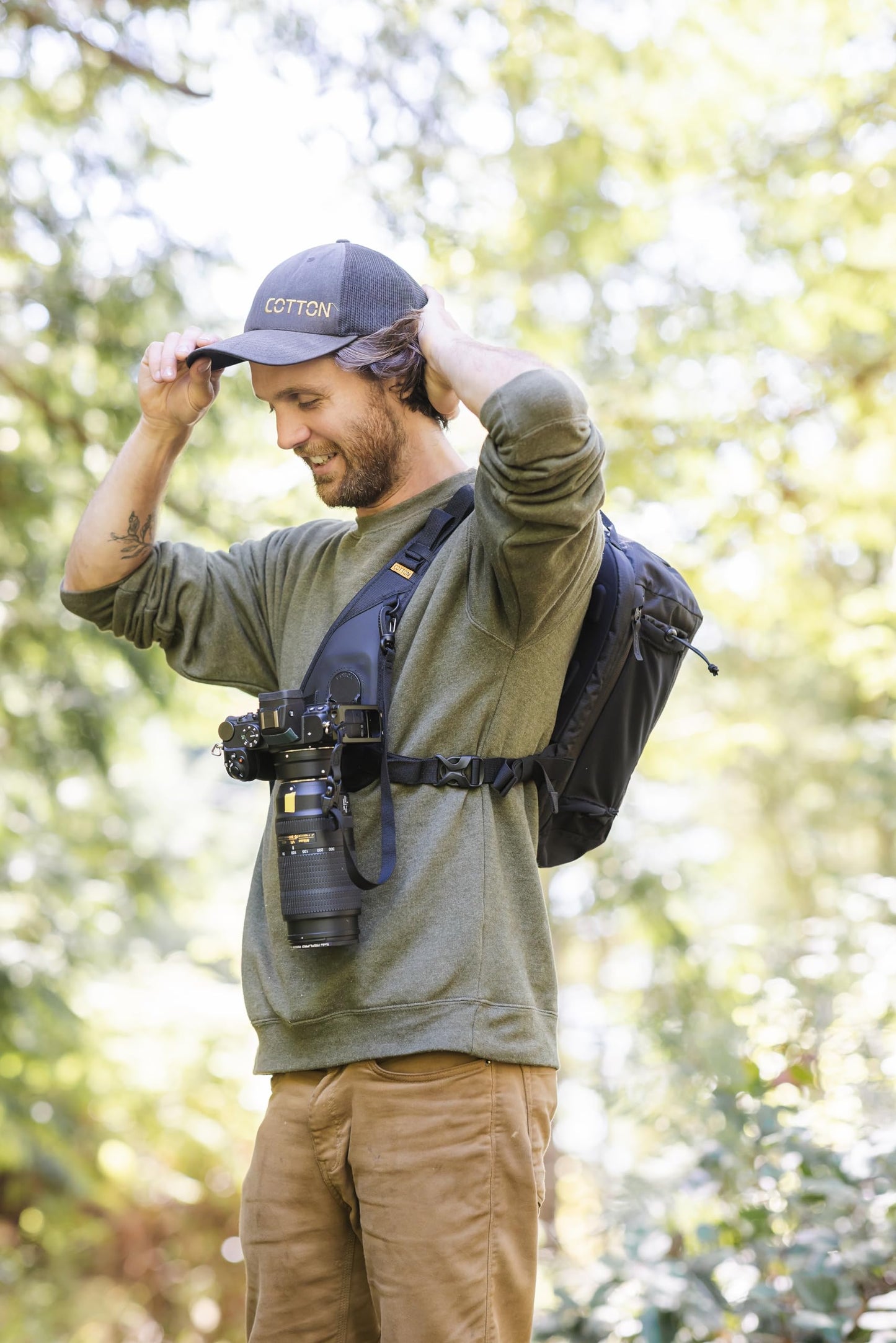 Cotton Carrier Twist & Lock Hyker Slingbag For Camera (923-HYKER-CAM)